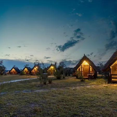 Dolphin Camping Sfântu Gheorghe