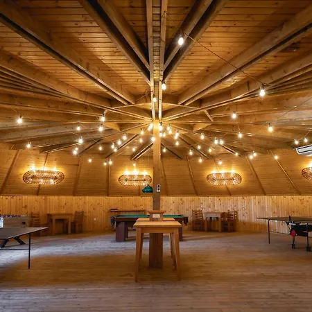 Dolphin Campingplatz 3*