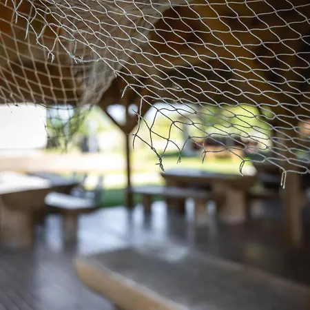 Dolphin Parque de Campismo 3*