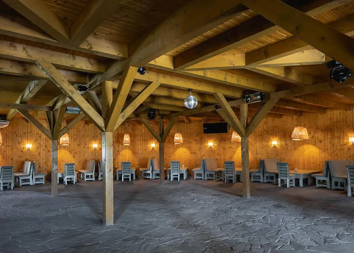 Dolphin Campingplads 3*